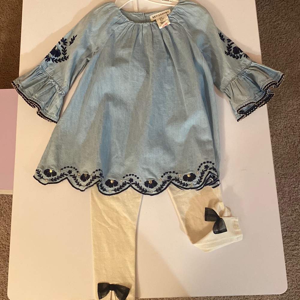 Girls set never worn - 4t